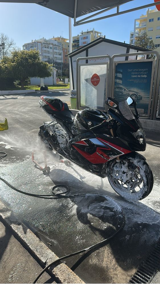 Vendo Gsxr1000 K7