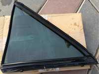 Продам оригинальное заднее стекло триугольник на Тойоту Камри 2011-