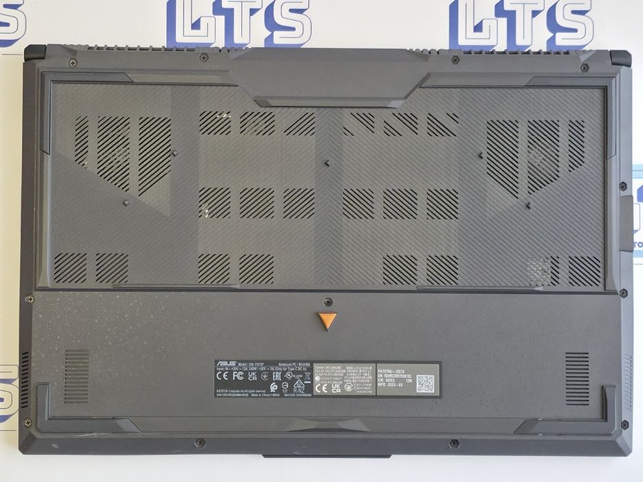 Asus Tuf gaming A17 144Hz R7-7735HS/ram16/ssd512 RTX4050