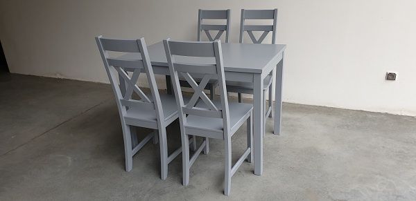 Stół z krzesłami do restauracji jadalni kuchni baru  szary  Producent