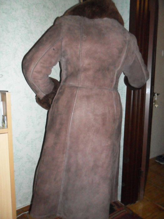 Продам дубленку женскую