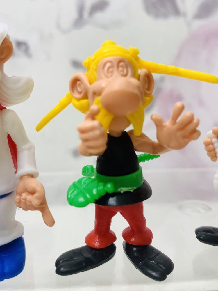 Kinder niespodzianka ferrero Asterix, vintage 1990