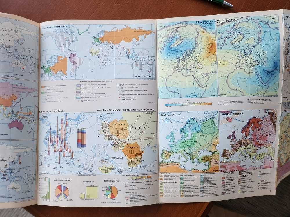 ATLAS GEOGRAFICZNY POLSKI  dla klas III ówczesnego wieku Praca zb