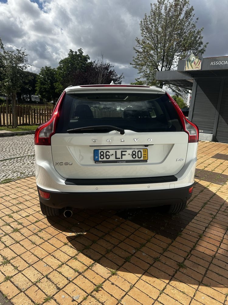 Volvo XC60 aceito retomas