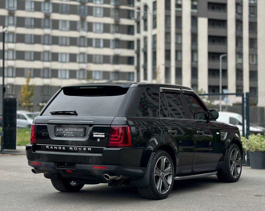 Land Rover Range Rover Sport

  Land Rover Range Rover Sport