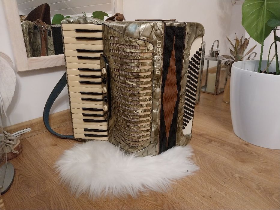 Akordeon 80 basów Buttstädt