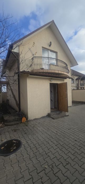 Невеликий будинок 75 кв.м.  в елітному районі