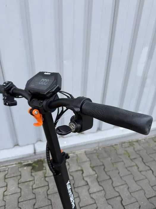 Електросамокат Kugoo Kirin G2 PRO 2025 (600 Вт; 15 А·год), Чорний