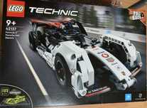 LEGO Technic Formula E Porsche 99X Electric 422 детали (42137)