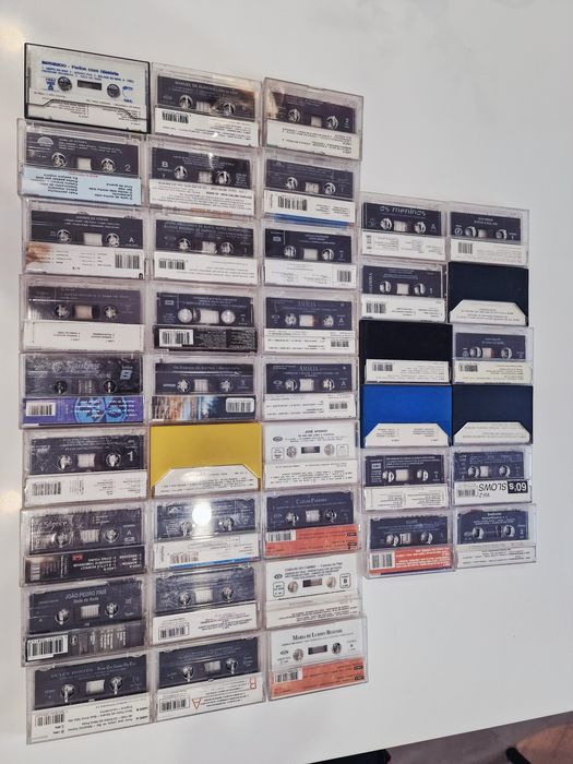 Cassetes áudio K7 de vários géneros