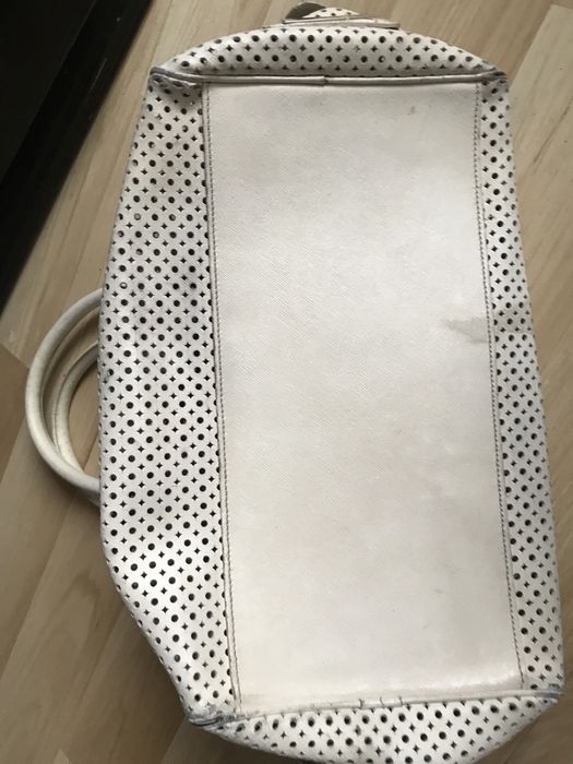 Skórzana torebka Simple, kremowa.