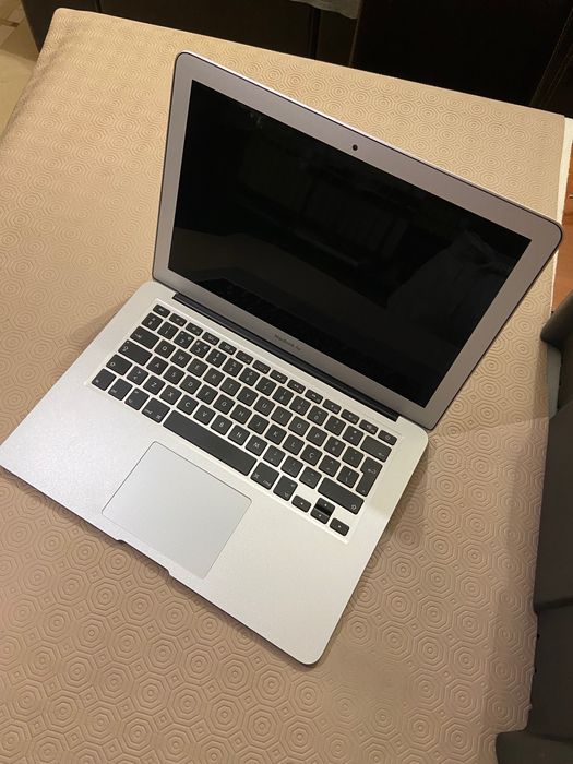 MacBook Air 2017 13”
