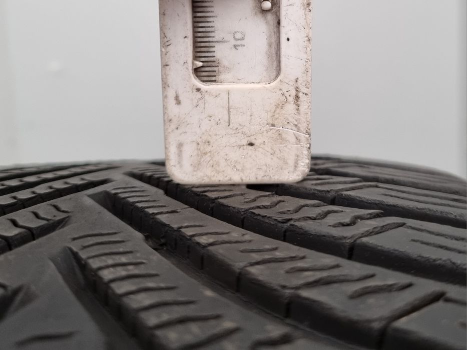 Opony używane ZIMOWE 215/60/16 Michelin 200zł/2szt.