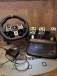 Logitech g920 (nie g29)