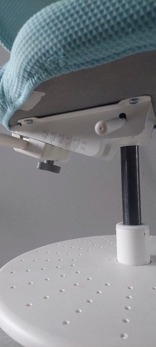 Dziecięce krzesło biurowe Vimund IKEA