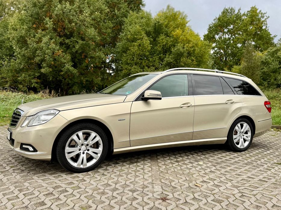 Mercedes-Benz Klasa E Mercedes E350 W212 Kombi 3.0 V6 231 KM