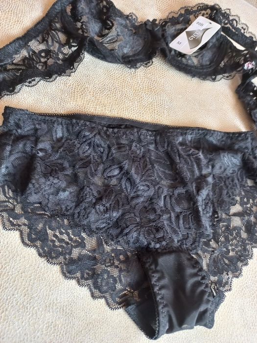 Новый комплект женского нижнего белья
