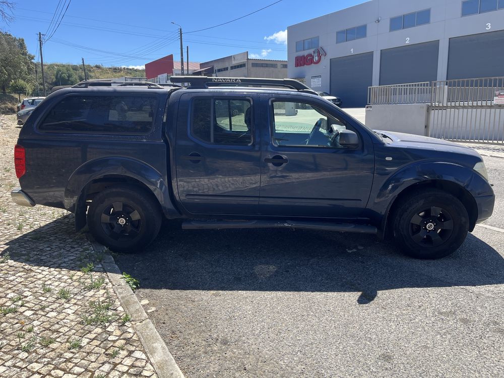 Nissan Navara D40 NP300 - Ano 2006 - 2.5 DCI CD LE + BDT 174cv 4WD