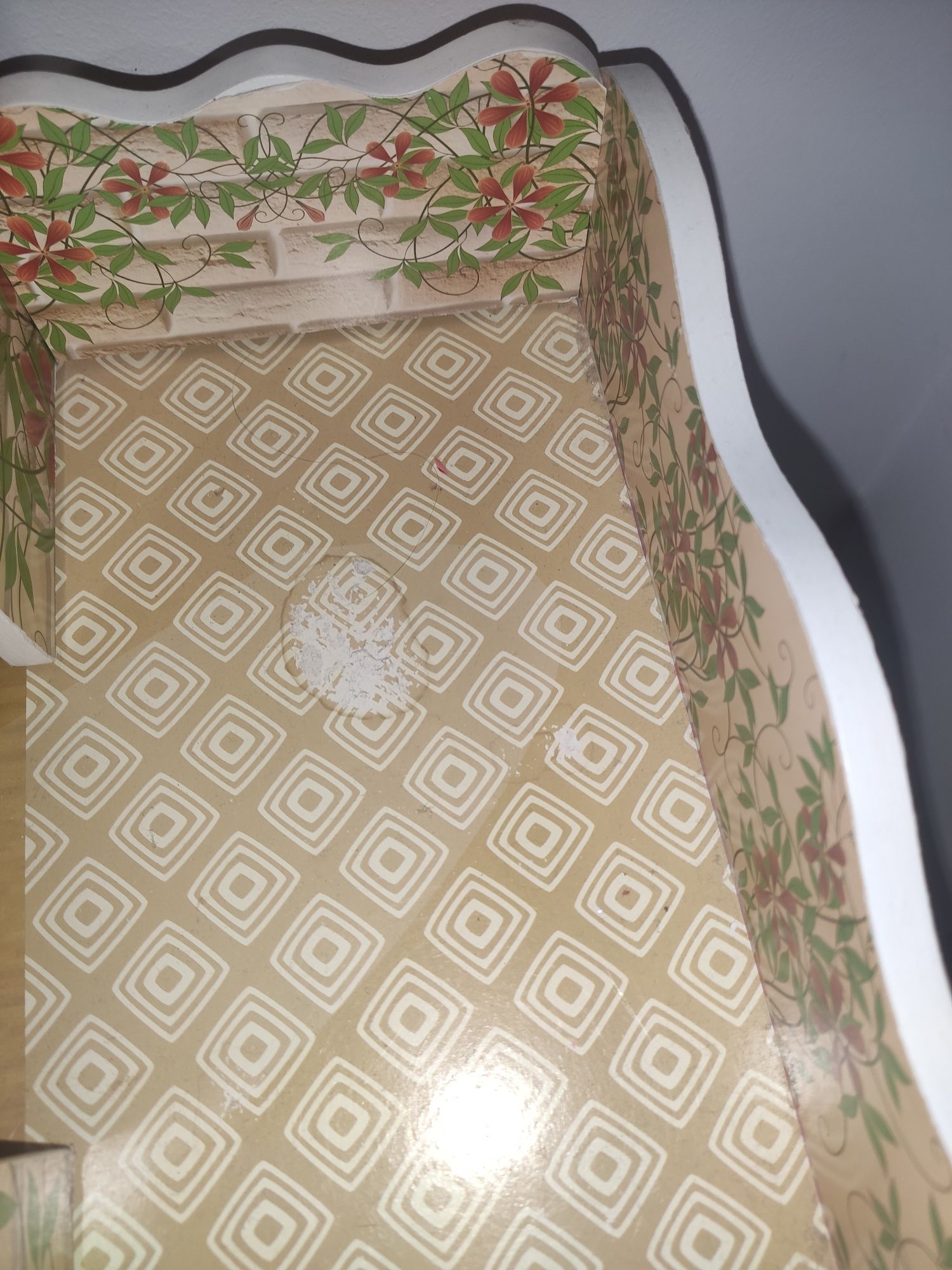 Domek dla lalek typu Barbie z winda i balkonem 3 piętra + meble
