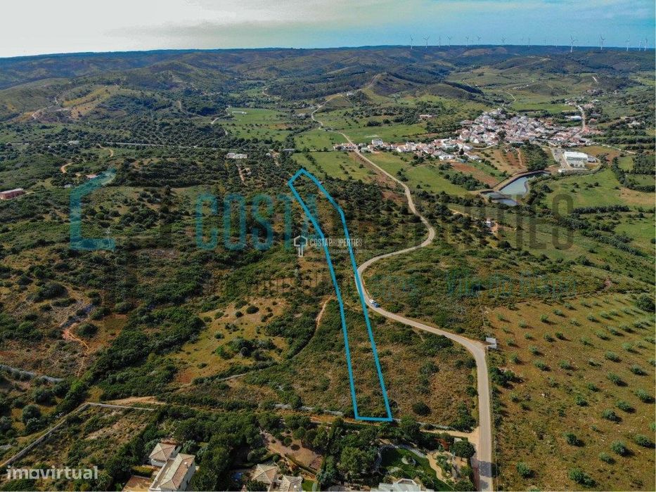 Terreno Rústico Com 11.040m2 Declive Ligeiramente Acentuado E Vista...