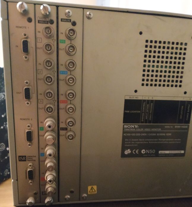 Sony BVM-14G5E 14" – Referencyjny ekran CRT do retro gamingu