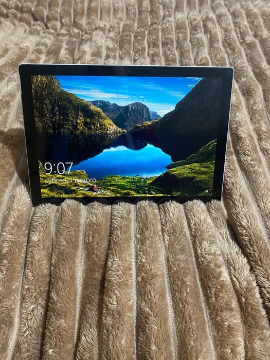 Microsoft Surface Pro 5