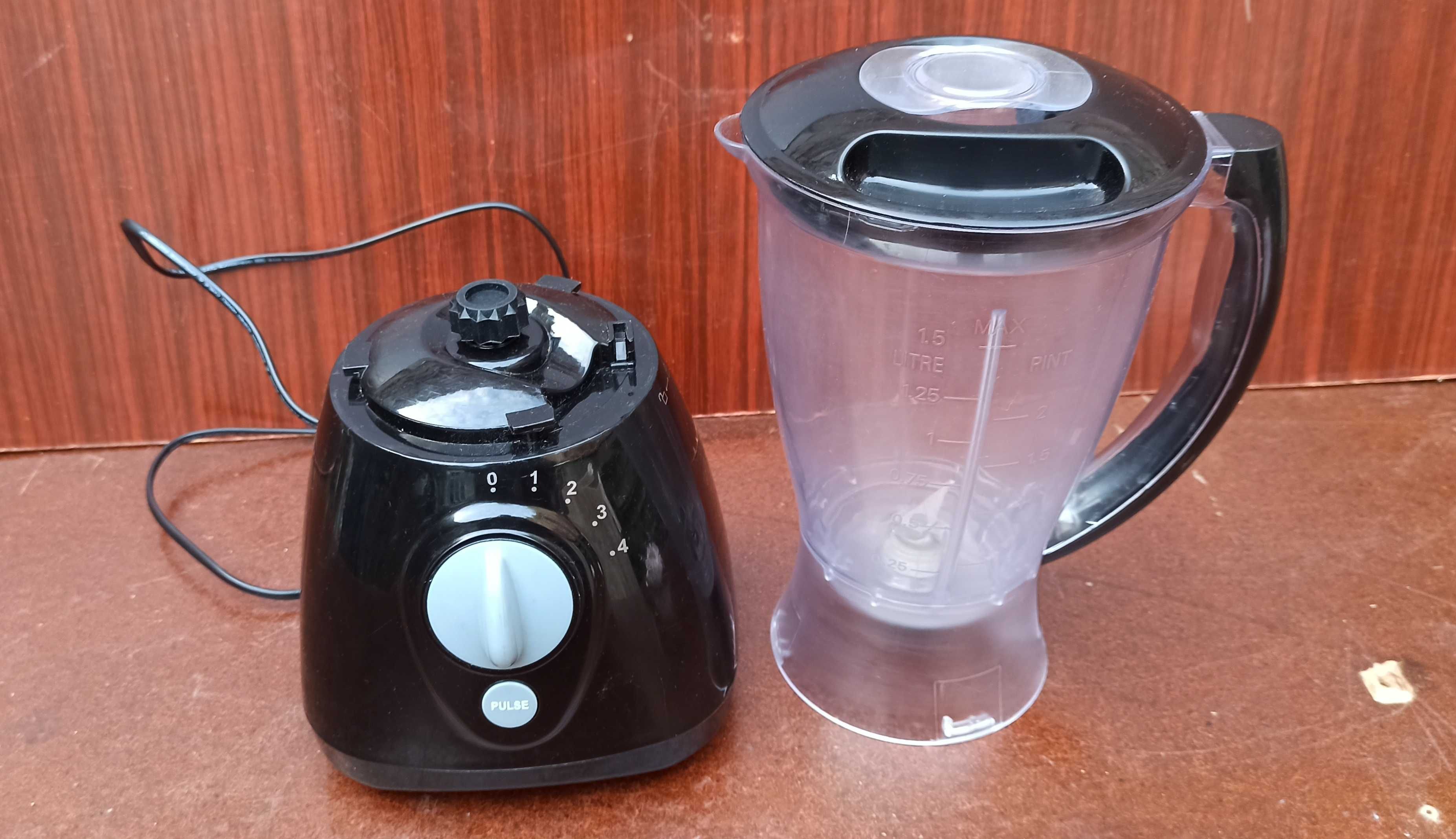 Блендер стационарный Home Essentials BL4453  430 watt с чашей 1.5 л