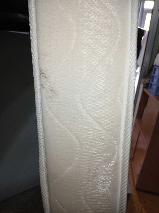 Jogo mesa ,colchão casal etc