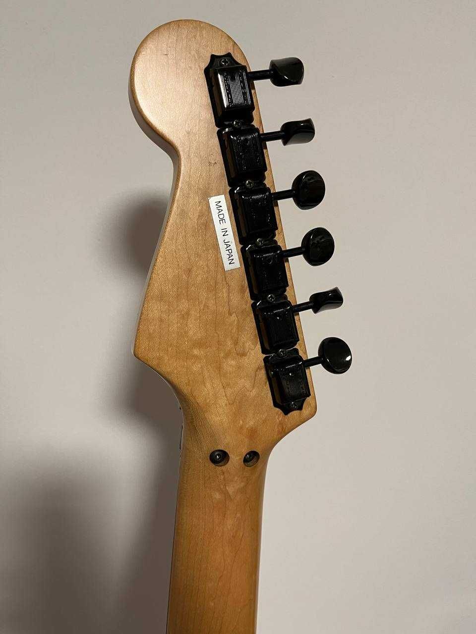 ESP 800 Series Custom Stratocaster HSS FR STW - See Thru White