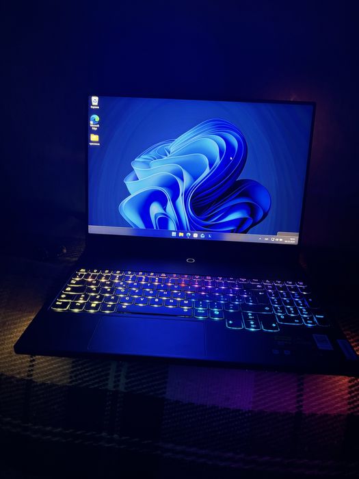 Lenovo Legion 9i Pro 19 14 Gen 64 Gb Ram RTX 4090 gaming laptop
