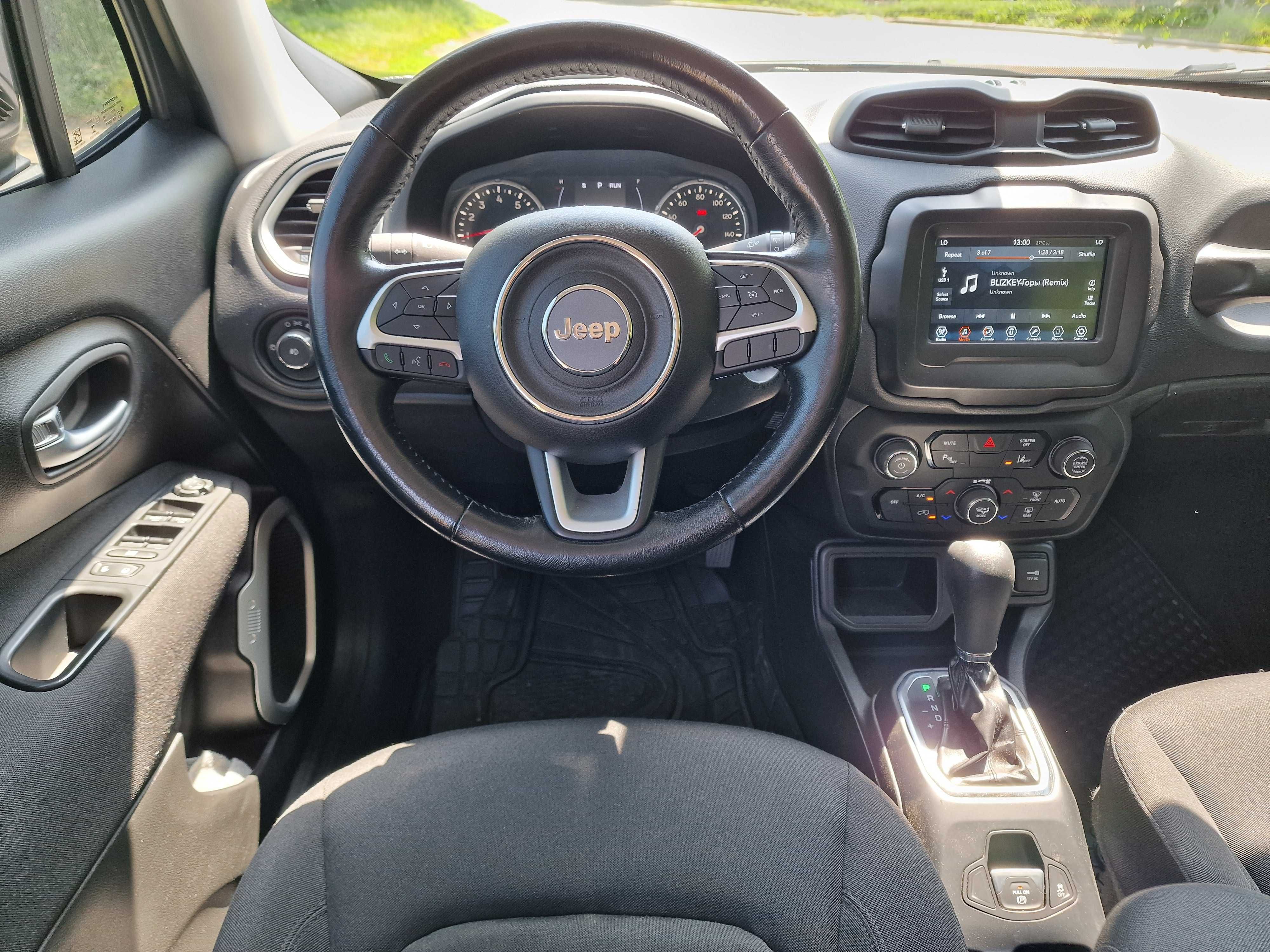 Jeep Renegade в Топ комплектации! радар,передняя камера,подогревы.
