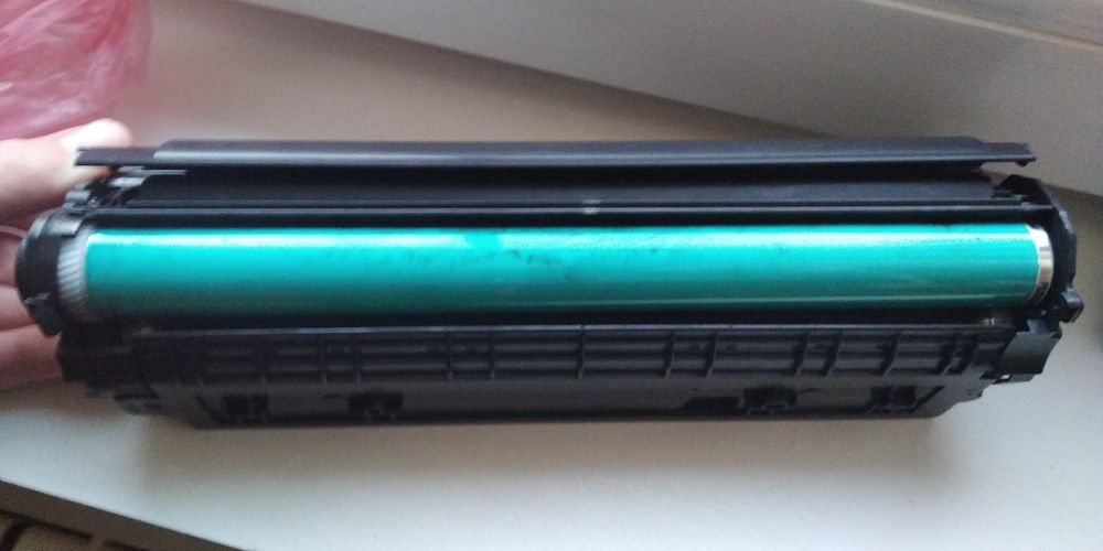 Картриджи Hp 725, 285,2612a; canon 728