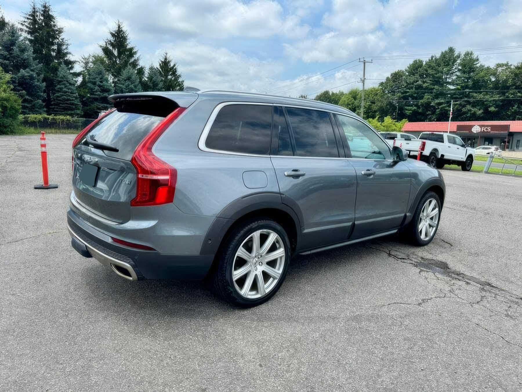 2017 Volvo XC90 Hybrid