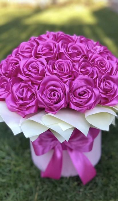 Продаж букетиків з Атласної стрічки