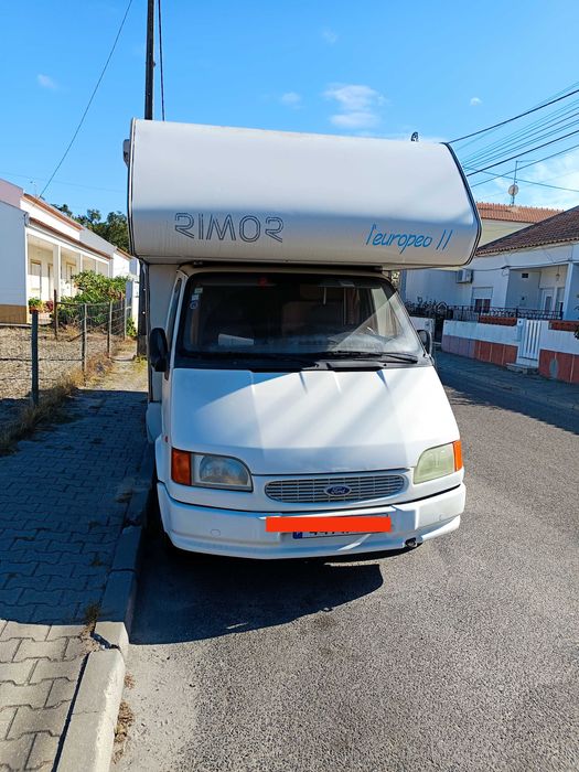 Autocaravana Ford Transit 2.5D