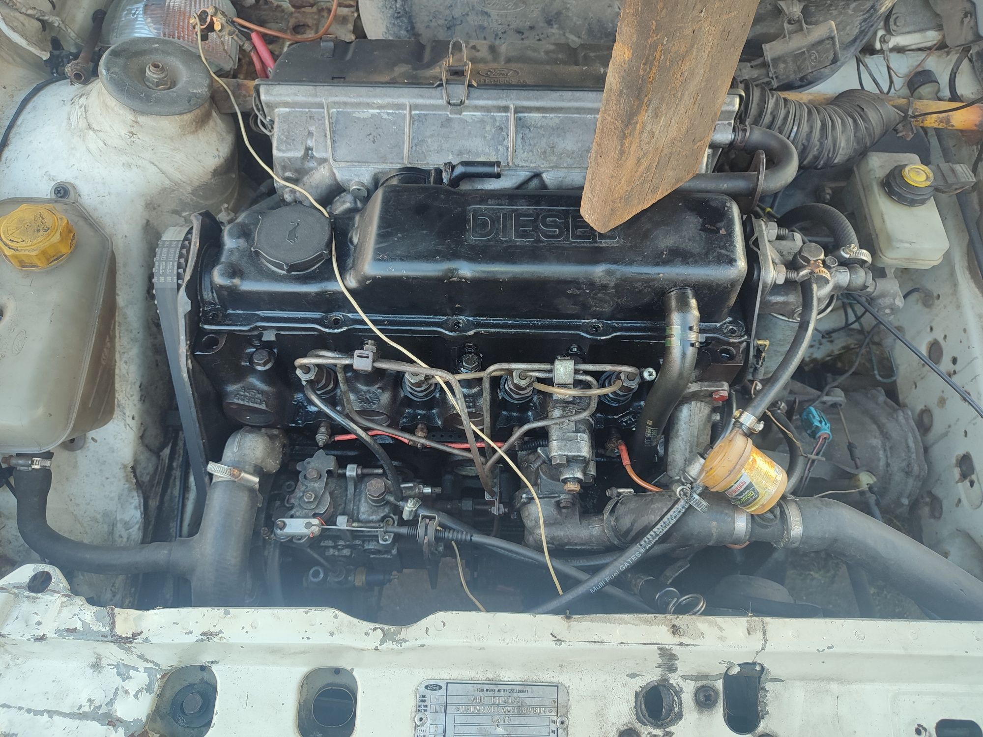 Розбираю ford escort orion mk5/mk4