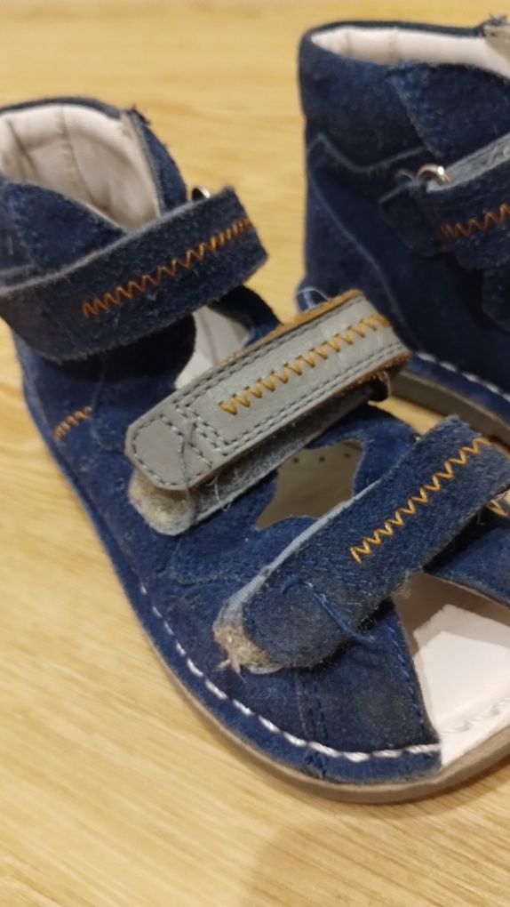 Buty sandałki profilowane dziecięce BARTEK