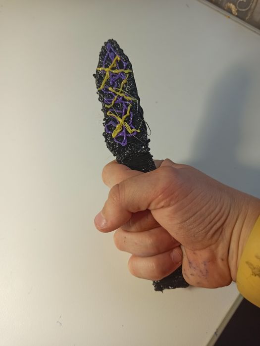 Ніж із standoff 2 із міцного пластику