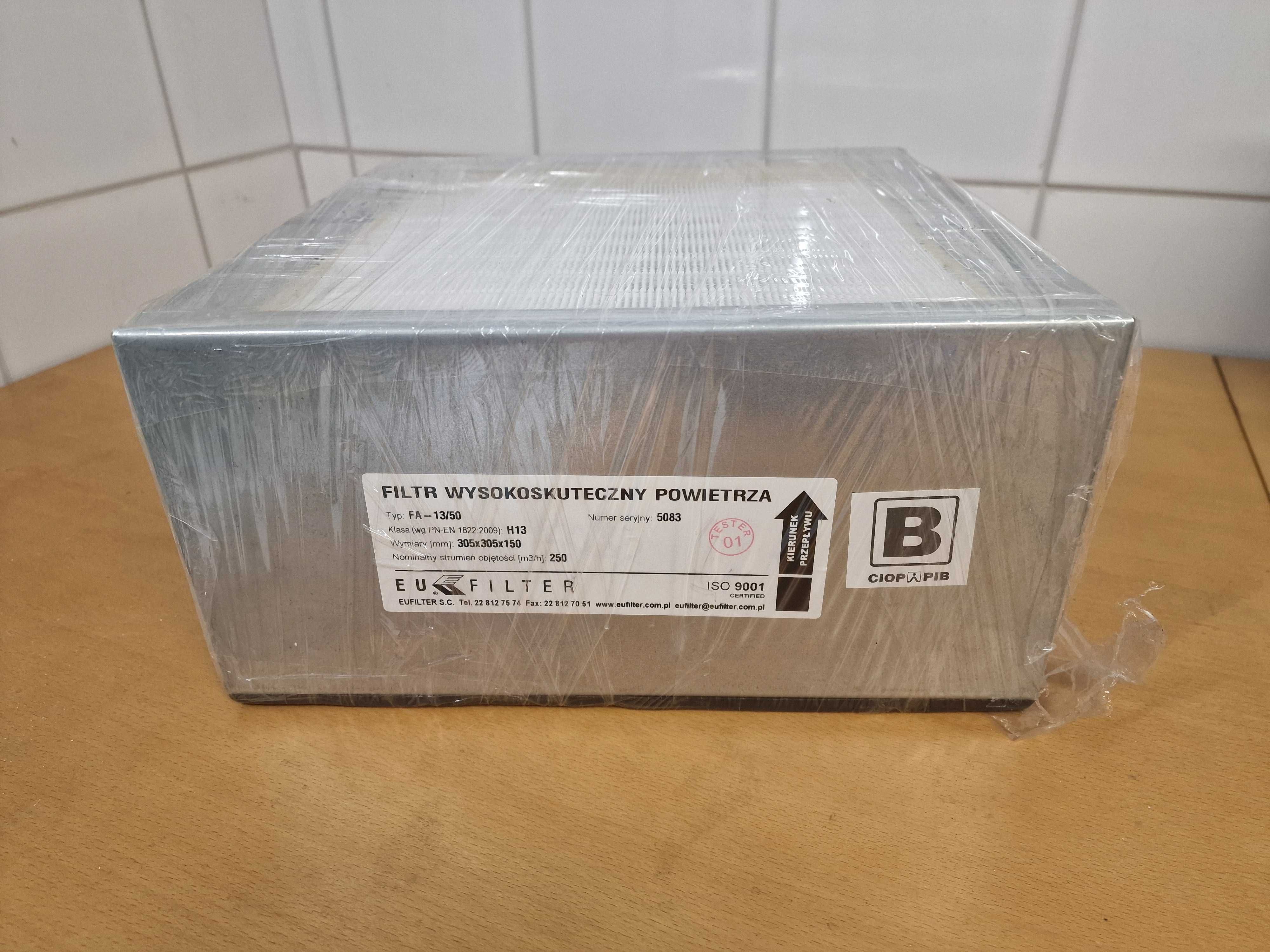 Filtr HEPA EUFILTER FA-13/50 wysokoskuteczny o wymiar 305x305x150 H13