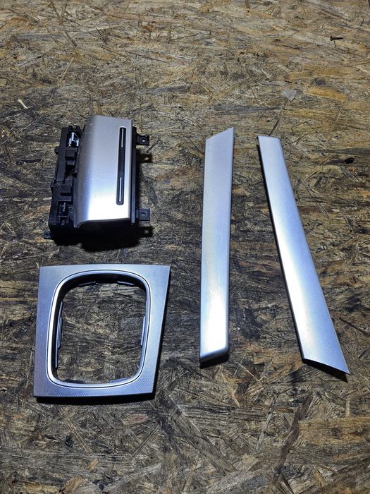 Dekory listwy ozdobne Audi a3 8p popielniczka listwa drzwi