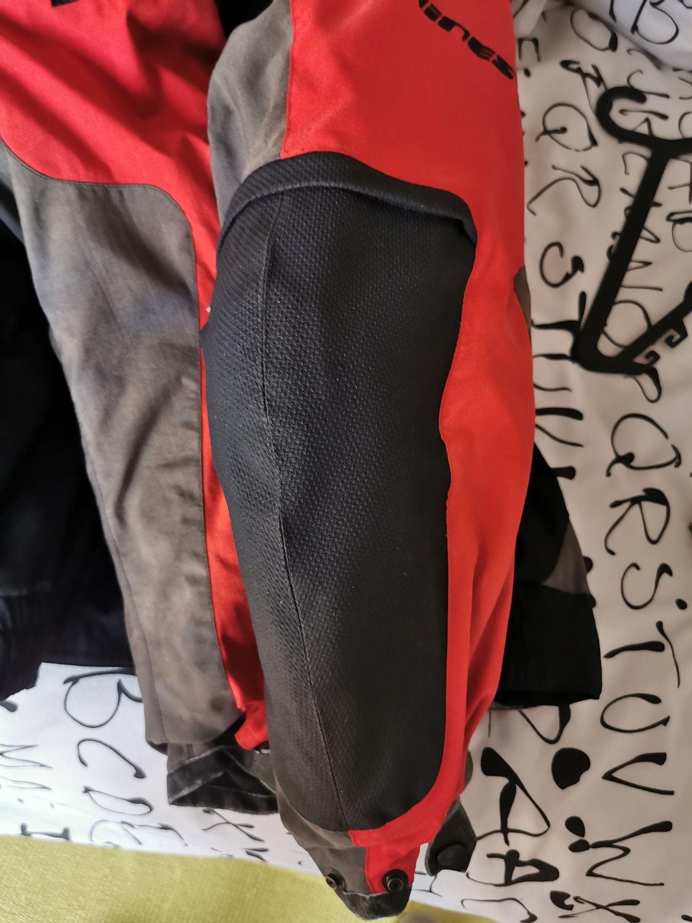 Blusão Dainese tamanho 48
