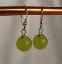 kolczyki srebrne wiszące z jadeitem kolor winogrona
