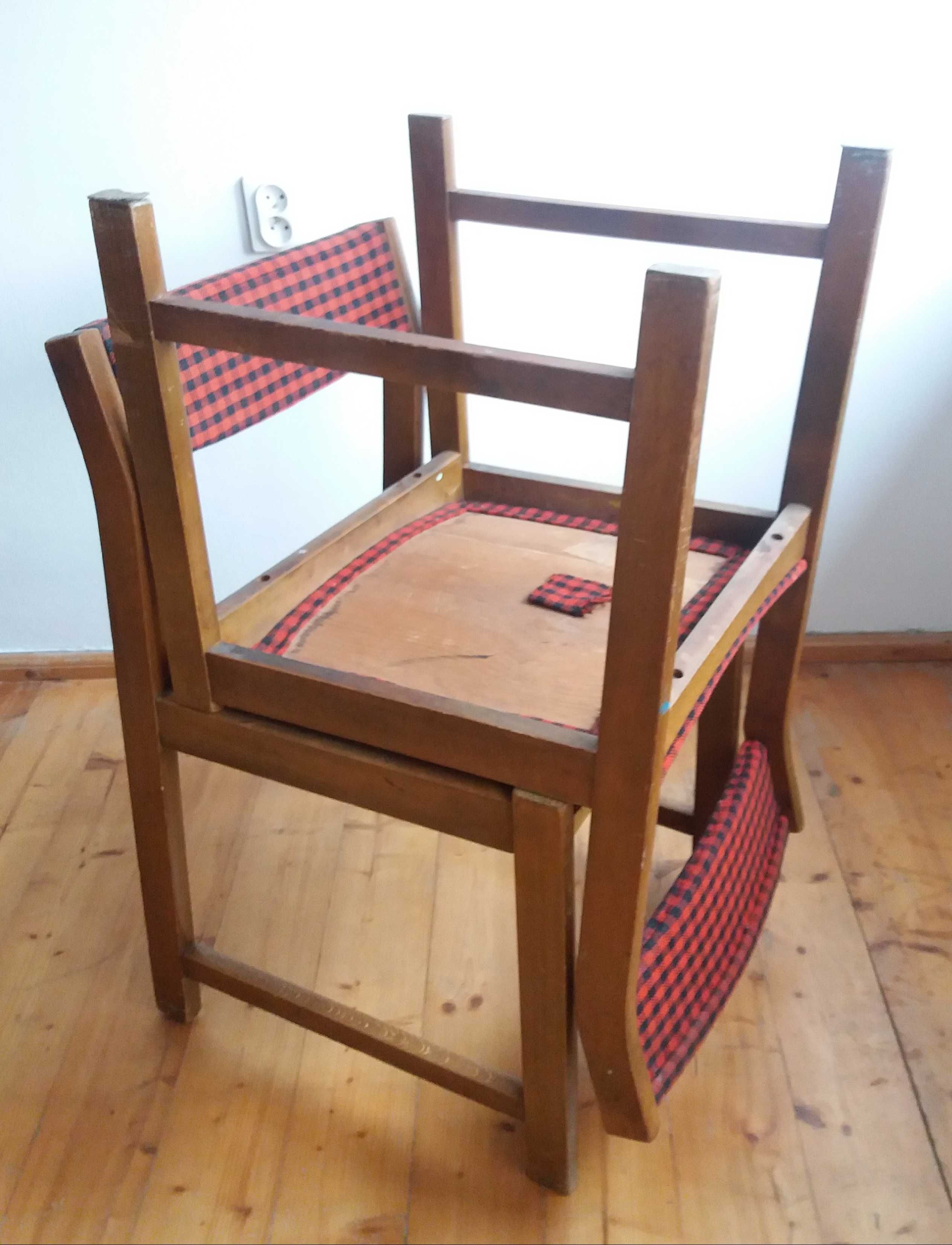 Krzesła dwa tapicerowane,lata 70,solidne