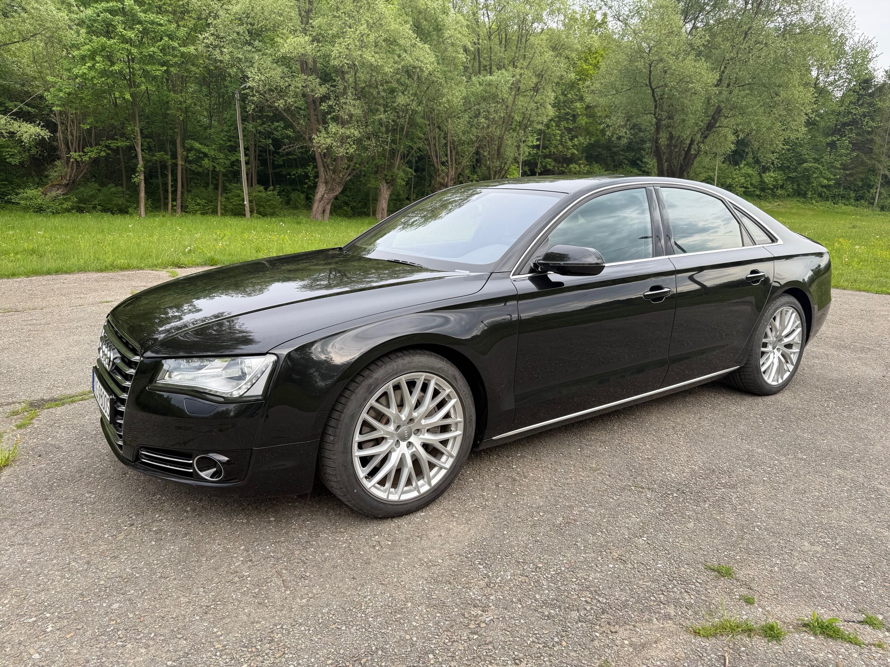 Audi A8 3.0 TDI_quattro