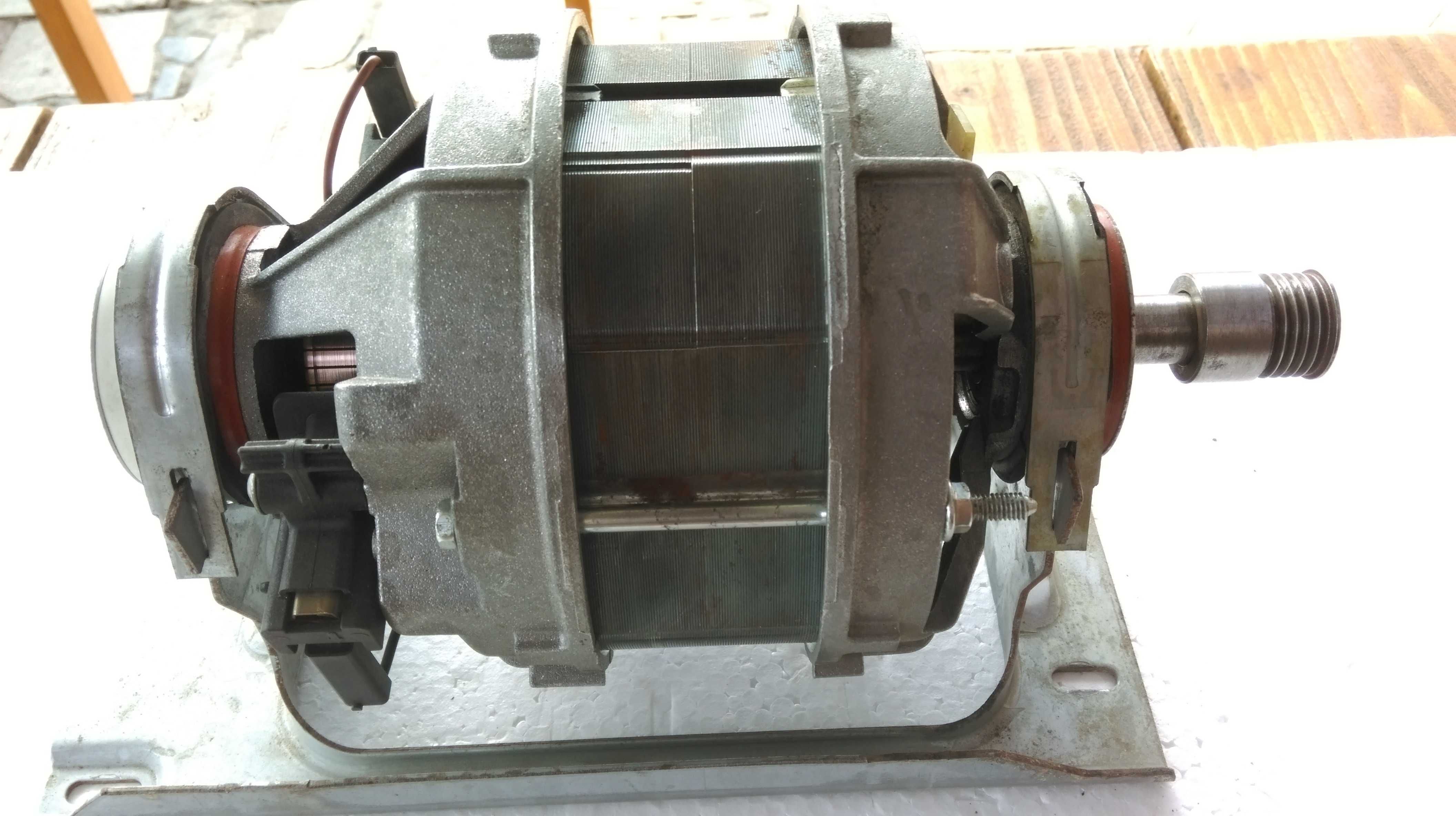 Двигатель стиральной машины Bosh, Gorenje, Simens фирмы Selni Франция
