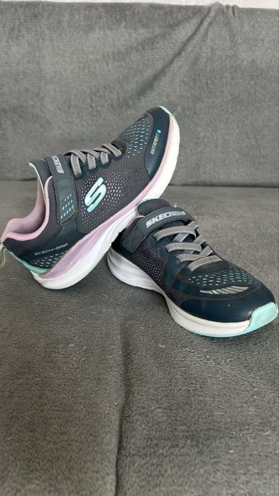 Кросівки Skechers 34