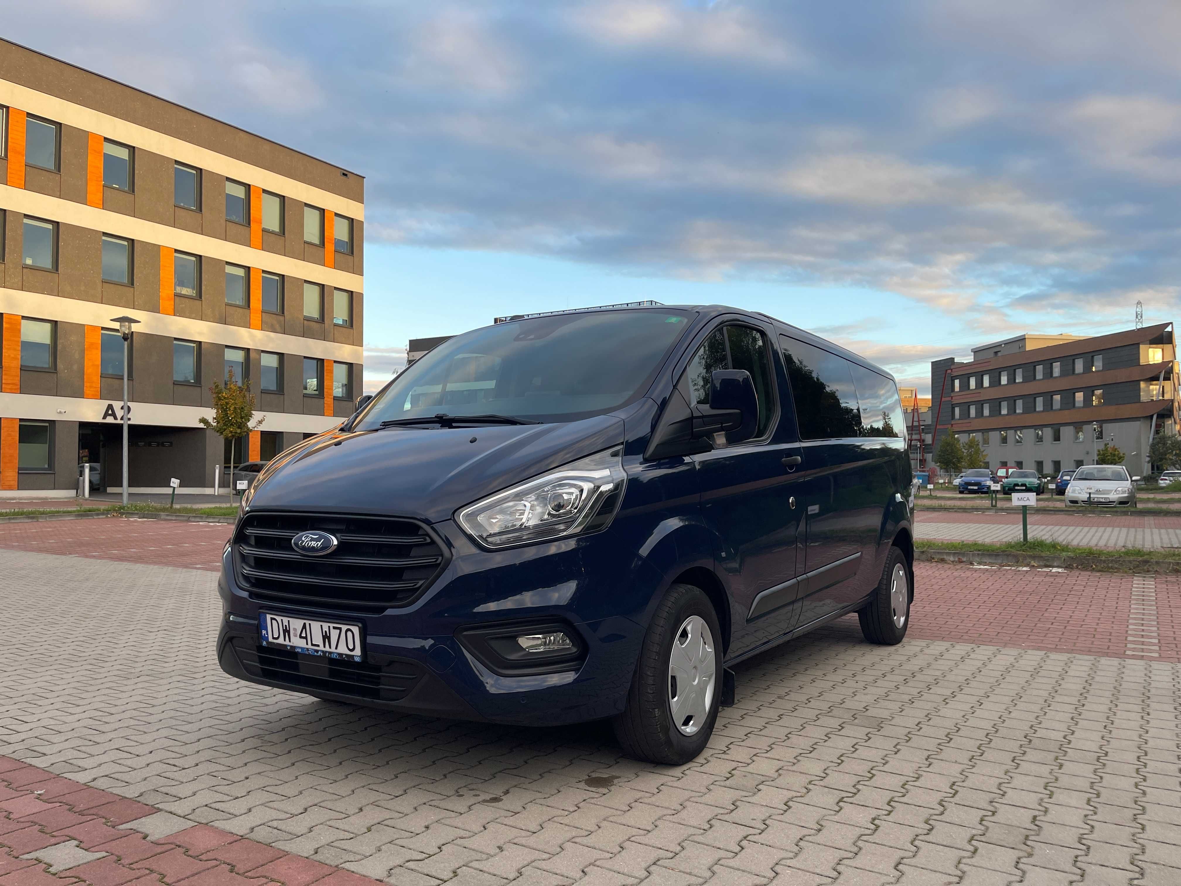 Wynajem busa | Bus 9-osobowy | Automat | Wołów i okolice | Hopbus