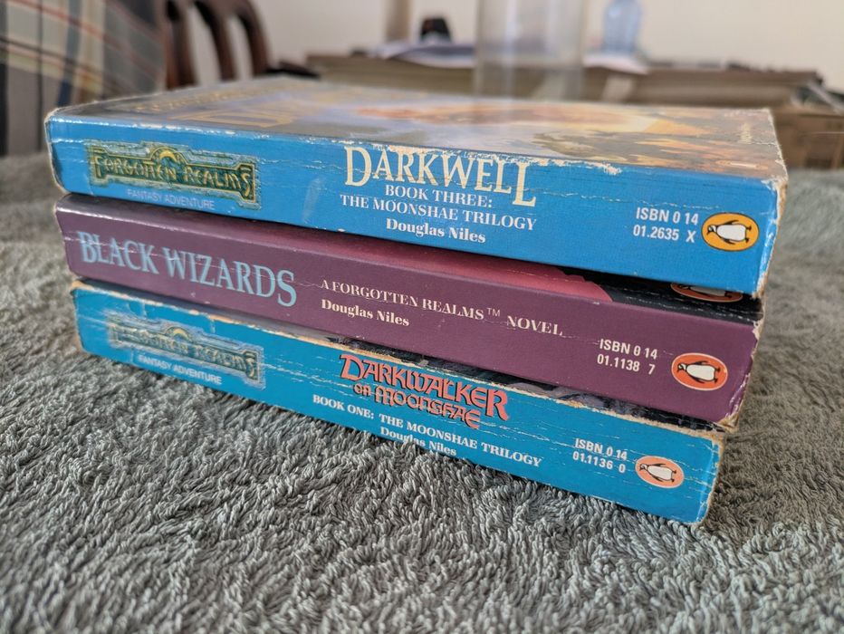 Livros Dragonlance e Forgotten Realms