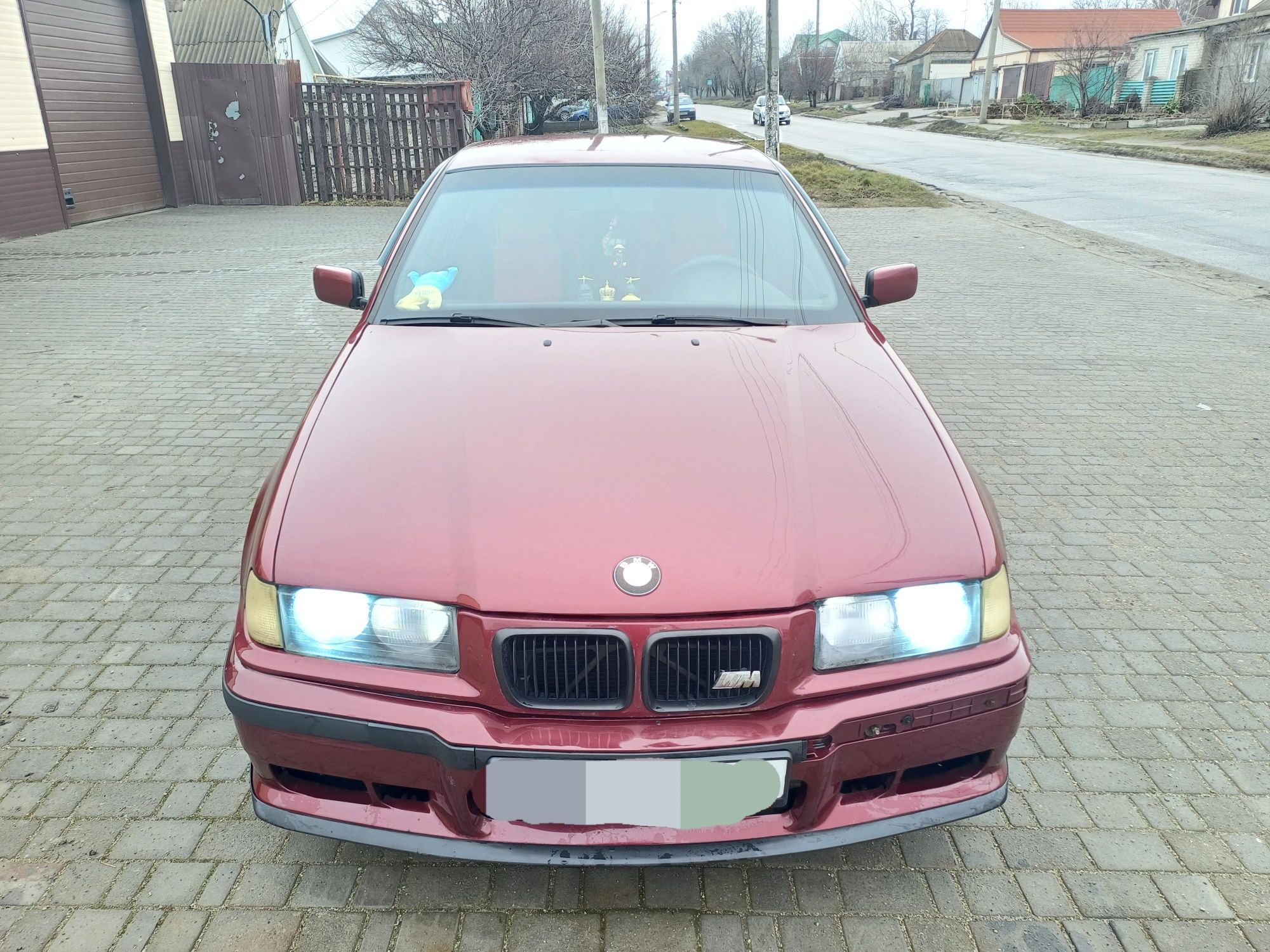 Продам BMW e36 compact