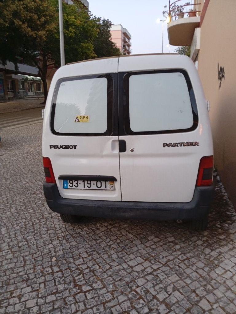 Carrinha Peugeot partner